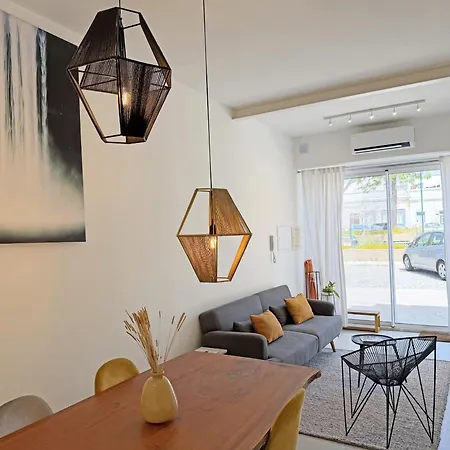 Cubista Designer House By Junto Ao Mar Olhão