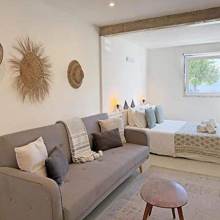 Cubista Designer House By Junto Ao Mar Olhão