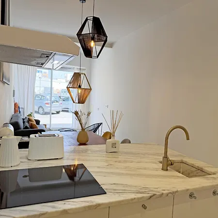 Semesterbostad Cubista Designer House By Junto Ao Mar *