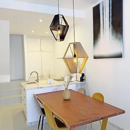Semesterbostad Cubista Designer House By Junto Ao Mar Olhão