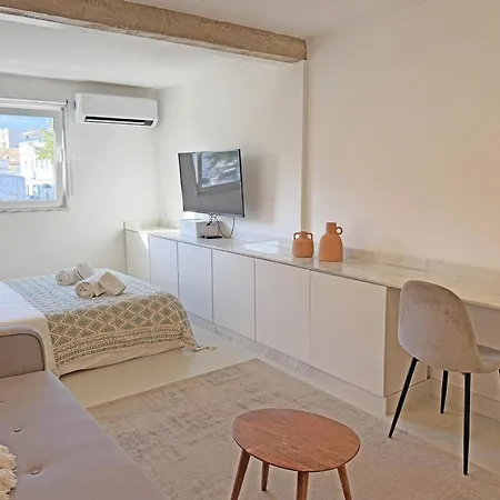 Semesterbostad Cubista Designer House By Junto Ao Mar *